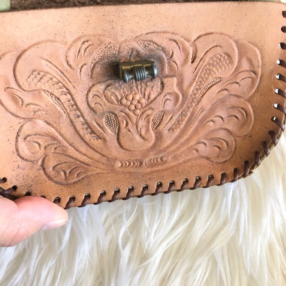 Vintage Hand Tooled Leather Western Coin Purse - Picture 7 of 9